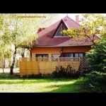 155, Next to a beautiful beach in Balatonszárszó a holiday house is available for rent for max 6   people