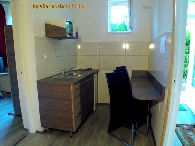 In Balatonföldvár, 150m from the Eastern Beach an apartment on the ground floor is  for rent for max 4 people – Apartment Fsz. 1