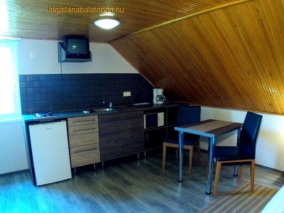 In Balatonföldvár, 150m from the Eastern Beach an apartment on the ground floor is  for rent for max 4 people – Apartment Fsz. 1