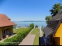 Balatonbogláron közvetlen vízparti modern 3 szobás emeleti apartman kiadó