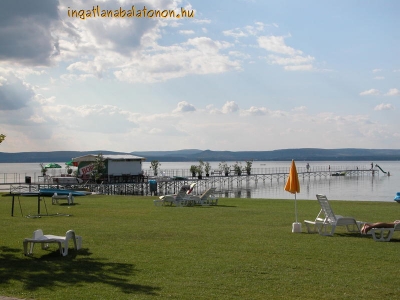 Hullám Üdülőparkban vízközeli stúdió apartman 4 főnek