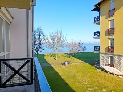 Balatonőszödi Hullám Üdülőparkban modern szállás kiadó vízparti apartmanban  max. 5+1 főnek